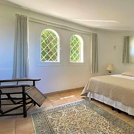 La Quinta Comfortable מלון 3*