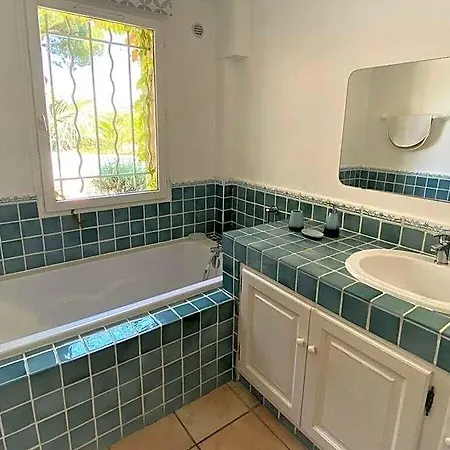 فندق La Quinta Comfortable